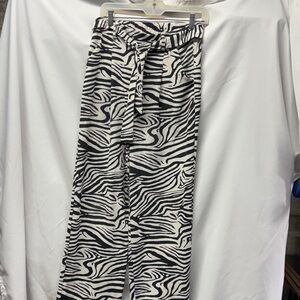 Nicole Miller Black and White Striped Pants